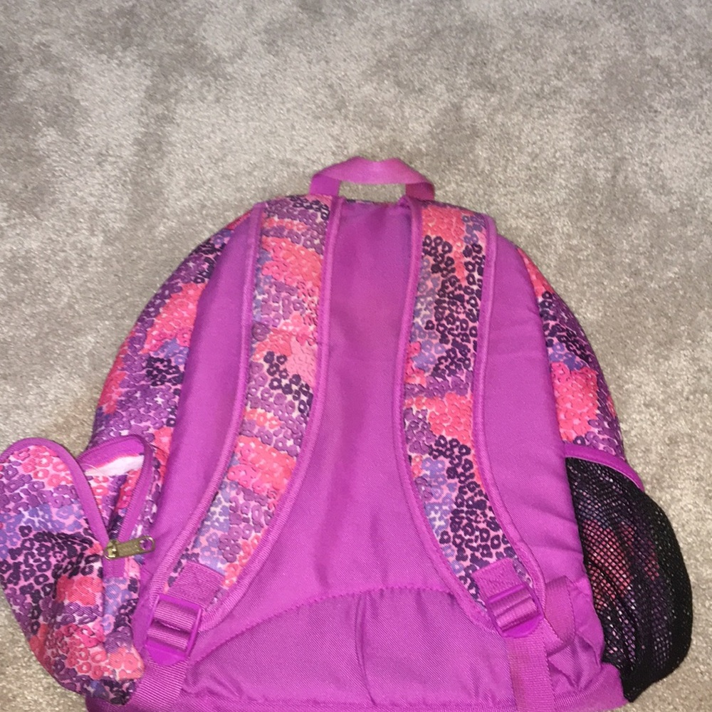 Cute backpack!! - Picture 7 of 8